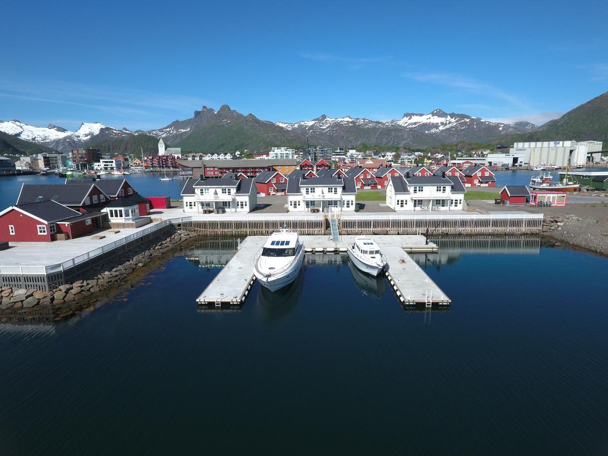 Rorbuene Svolvaer Havn Villa Exterior photo