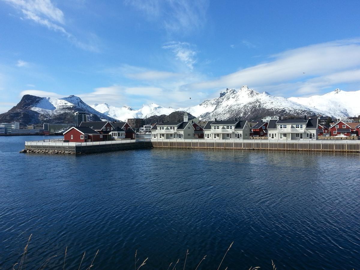 Rorbuene Svolvaer Havn Villa Exterior photo