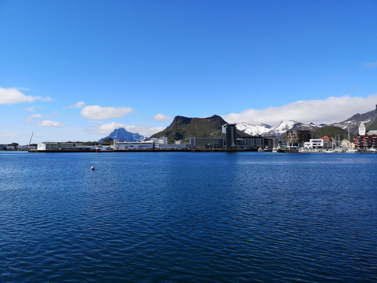 Rorbuene Svolvaer Havn Villa Exterior photo